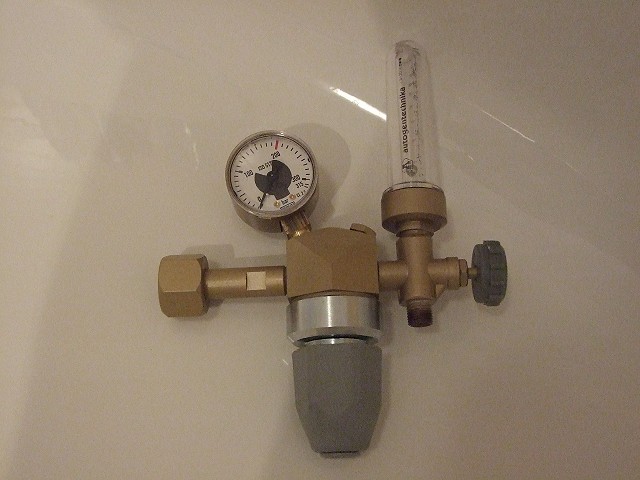 Széndioxid nyomáscsökkentő